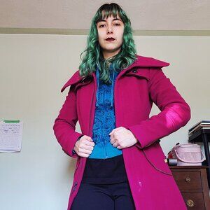 Elegant magenta real Wool coat